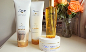 Dove Pure Care Dry Oil. Czy olejek do włosów w kremie to dobre rozwiązanie?