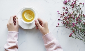 Przechowywanie herbaty - jak cieszyć się aromatem przez długi czas?