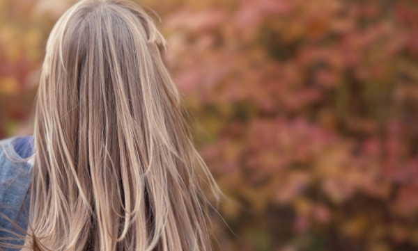 Marzysz o długich włosach? – znamy metodę, która pozwoli przedłużyć je już w 5 minut!